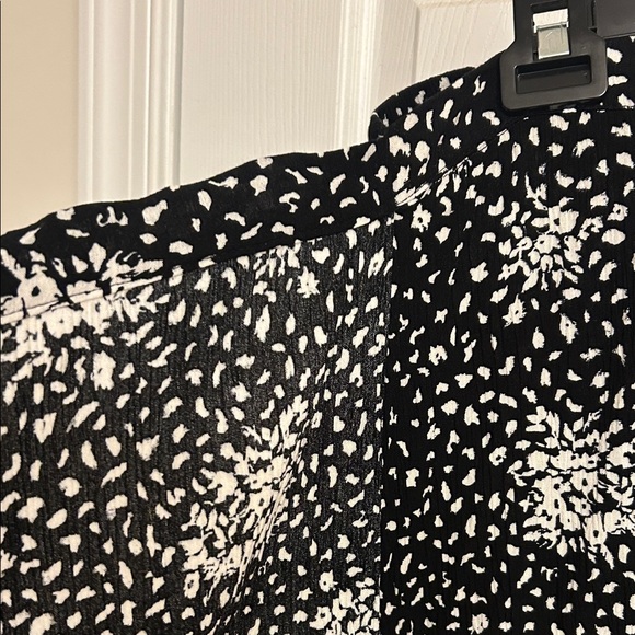 Knox Rose Floral Spotted Black White Rayon Midi Skirt Scalloped Hem Size XXL - Picture 6 of 9